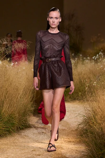 Look 62